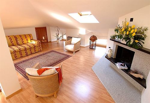 Vercurago Hotel San Gerolamo מראה חיצוני תמונה